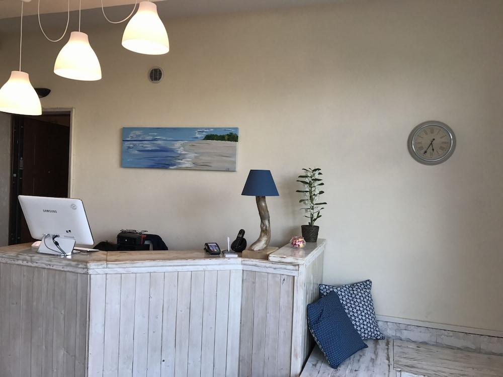 Fiumicino Airport B&B Deluxe Luaran gambar